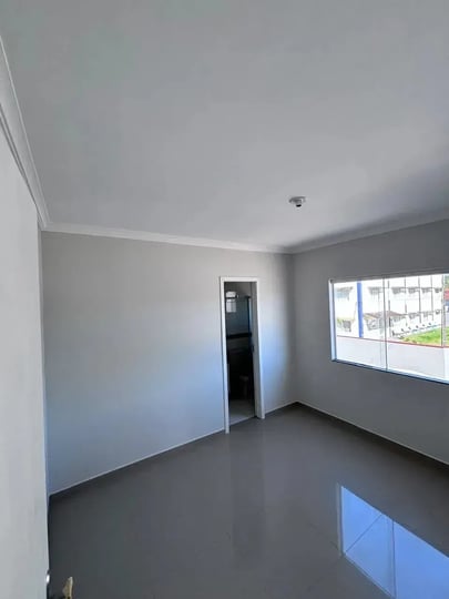 Prédio inteiro a venda com 8 apartamentos e 16 vagas de garagem em Itapoá