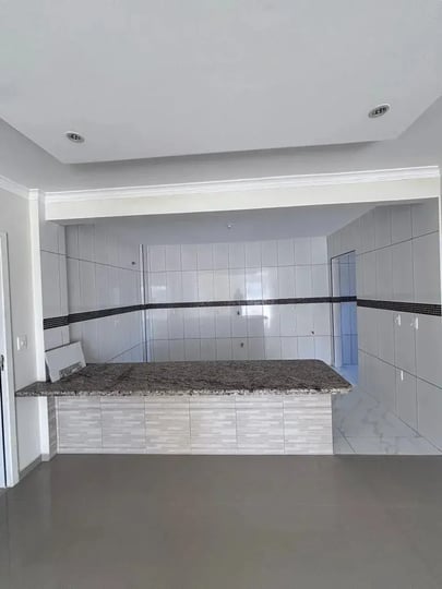 Prédio inteiro a venda com 8 apartamentos e 16 vagas de garagem em Itapoá