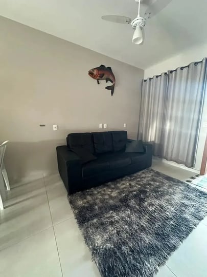 Casa com 3 dormitórios sendo 1 suíte e 2 vagas de garagem em Itapoá