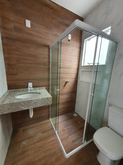 Casa com 3 dormitórios sendo 1 suíte e 2 vagas de garagem em Itapoá